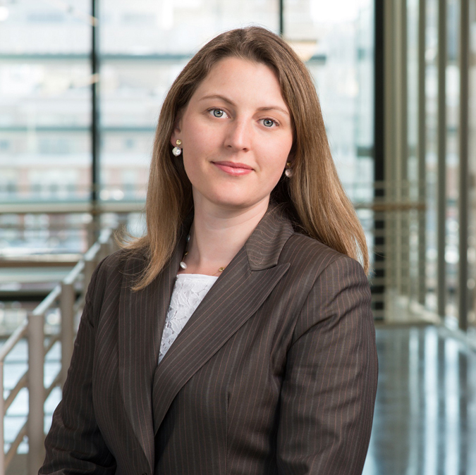 Nienke Grossman headshot