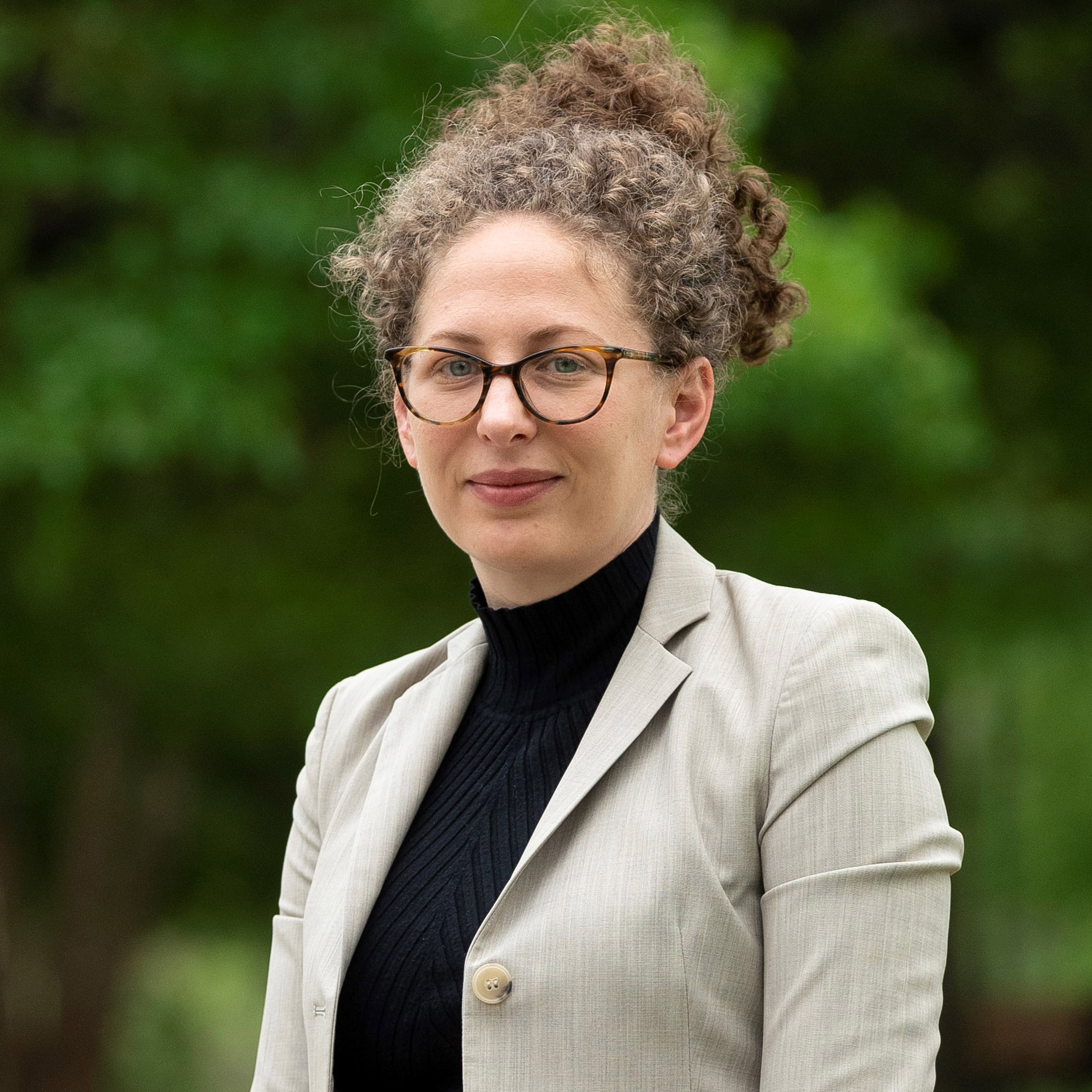 Sonya Ziaja headshot